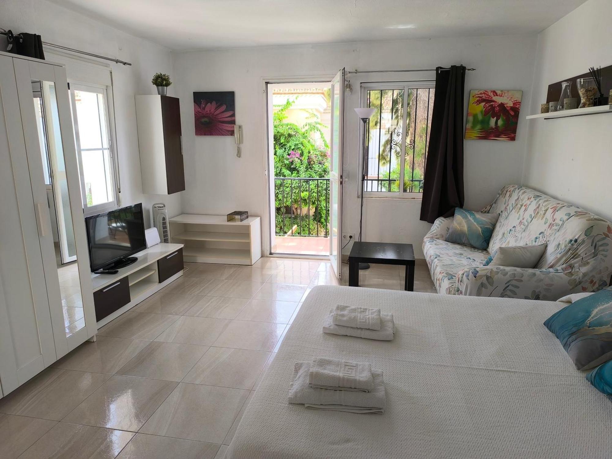Estudio A 50mt Del Mar, Zona Palacio De Congresos - Apto 4 * Estepona